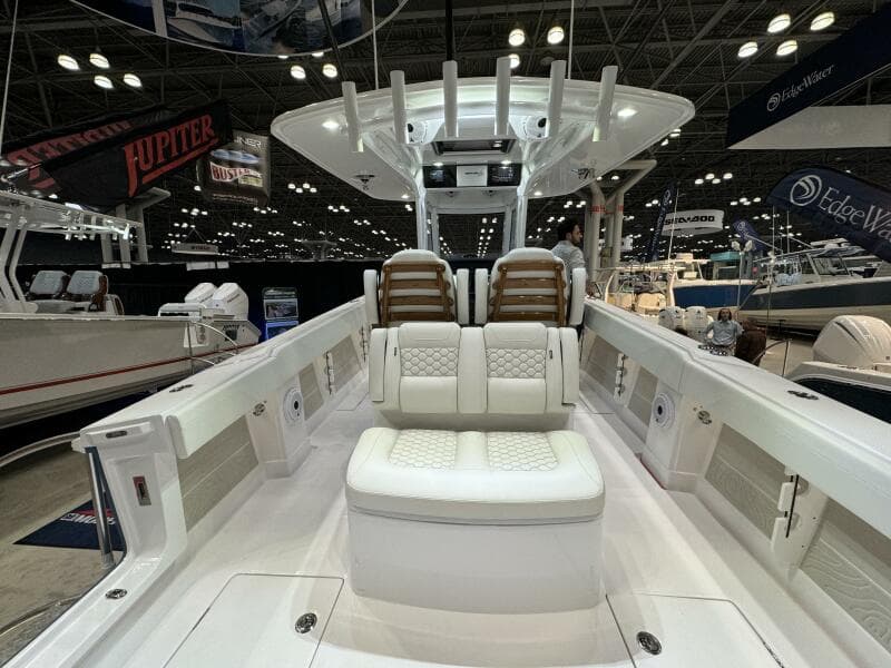 2025 Jupiter 380LS