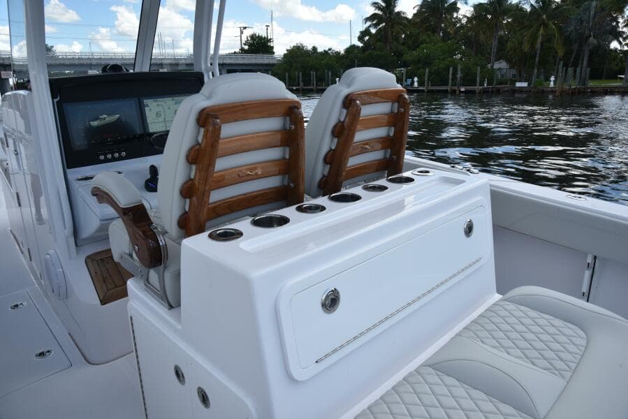 2025 Jupiter 380LS