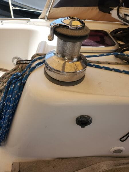 Halyard Winch