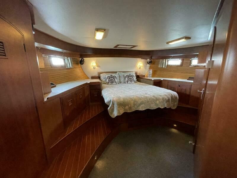 1990 Cheoy Lee Motorsailor