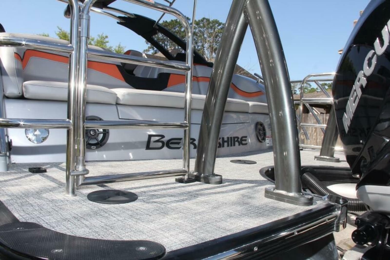 2021 Berkshire 25 Sport CL