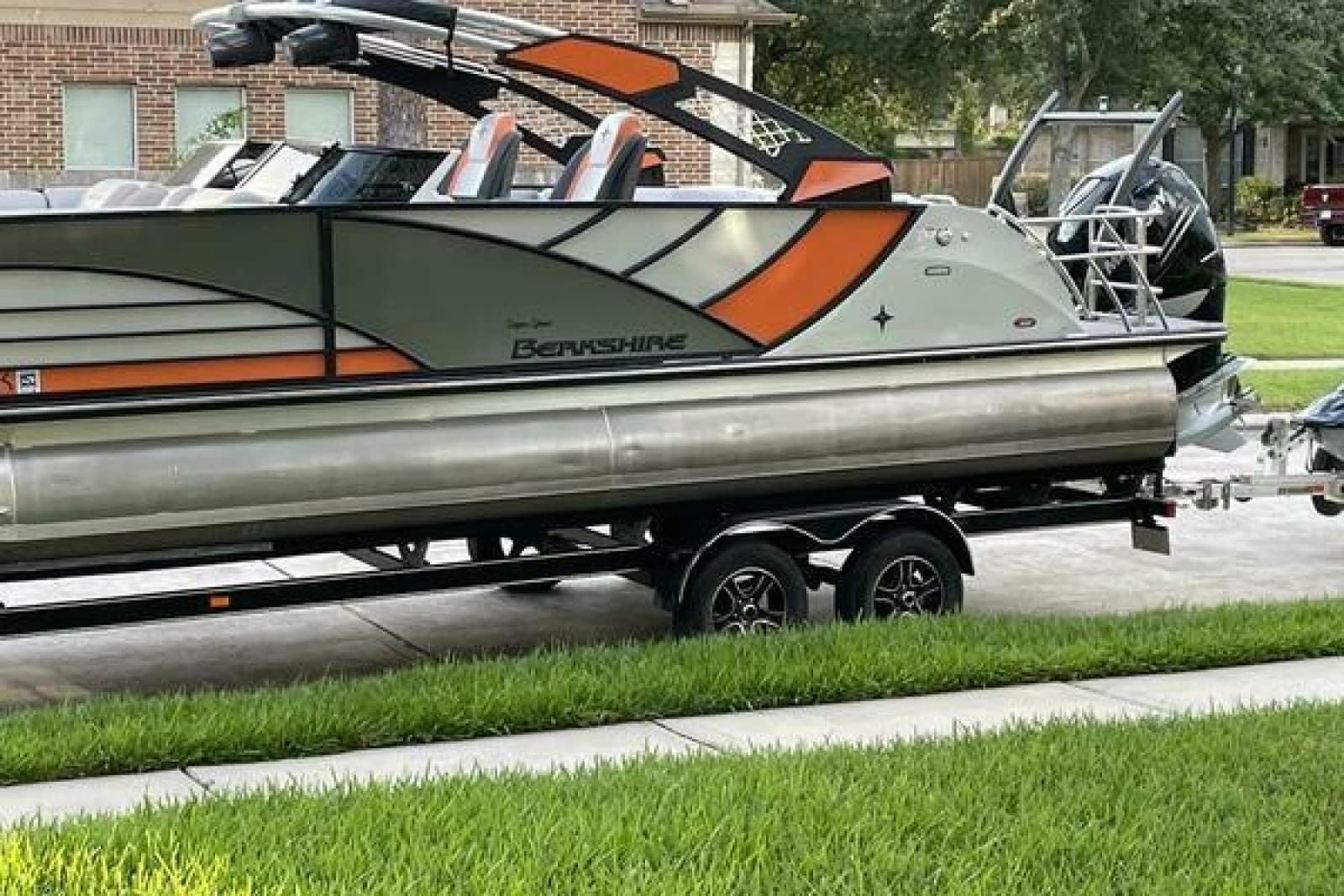 2021 Berkshire 25 Sport CL