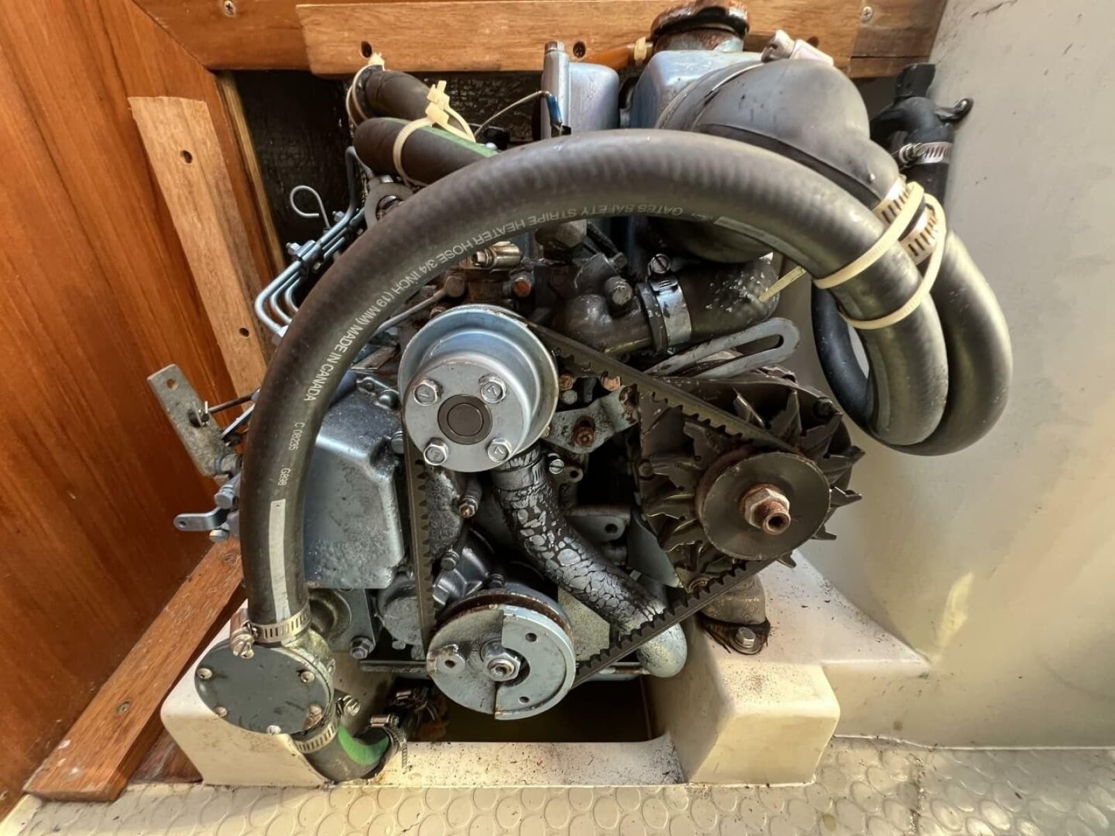 1994 Catalina 320