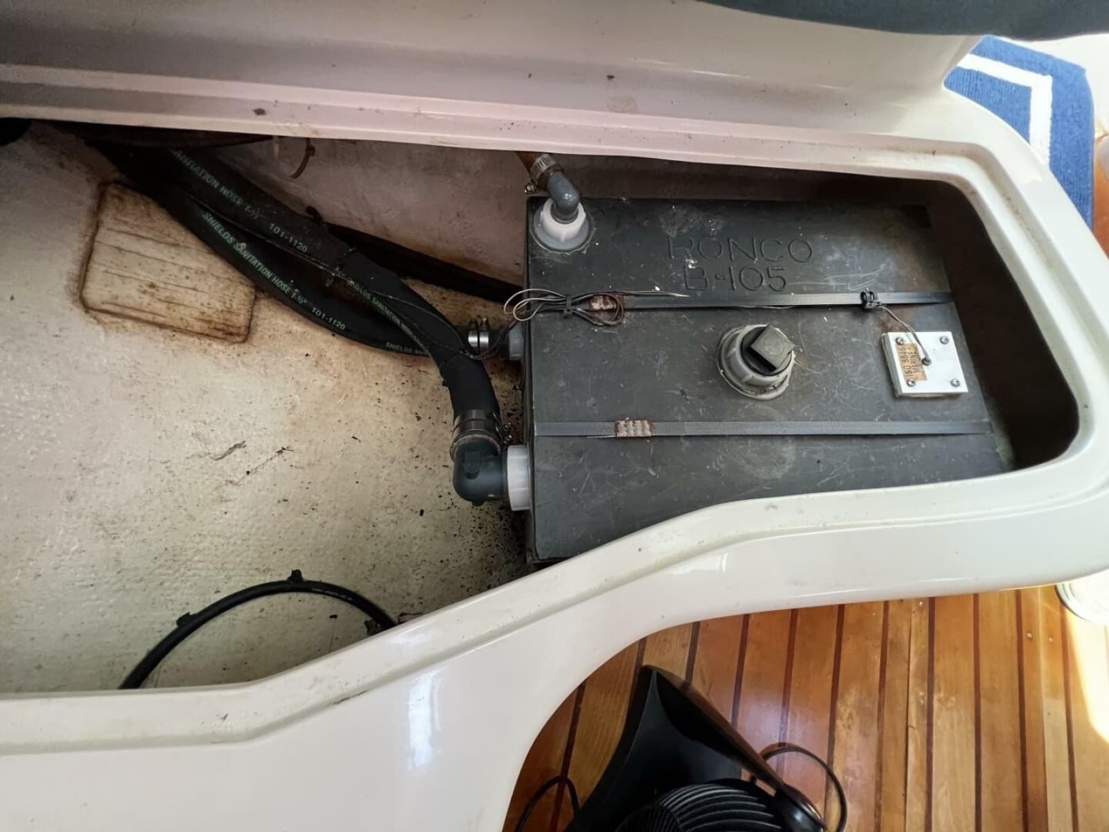 1994 Catalina 320
