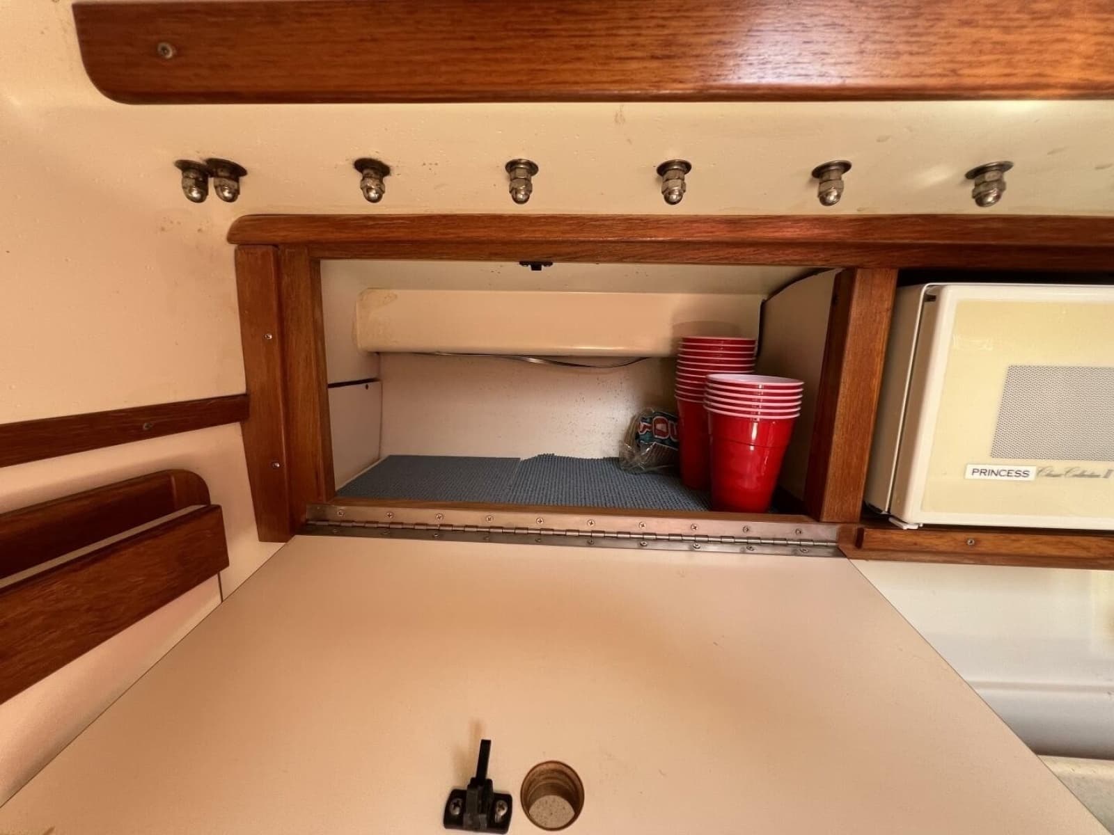 1994 Catalina 320