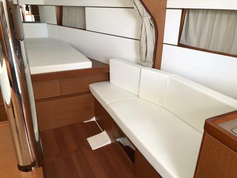 2017 Beneteau Oceanis 38 Weekender