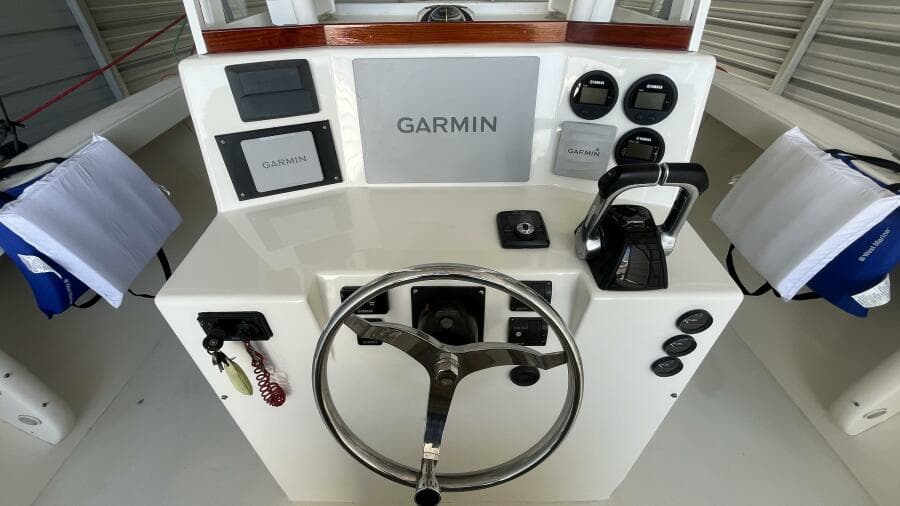 1990 Ocean Master 31