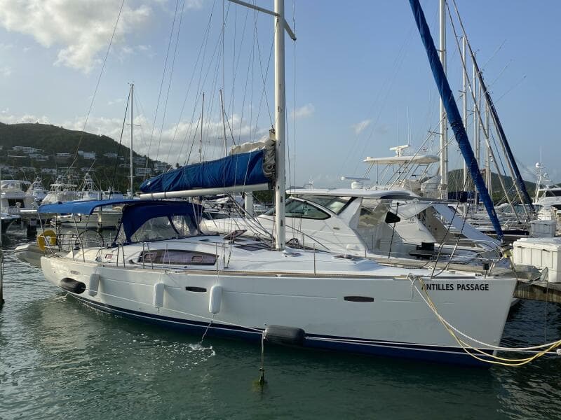 2010 Beneteau Oceanis 43