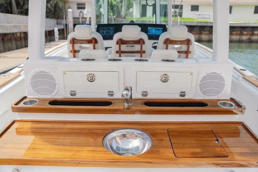 2020 HCB 42 Siesta