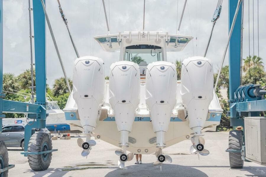 2020 HCB 42 Siesta