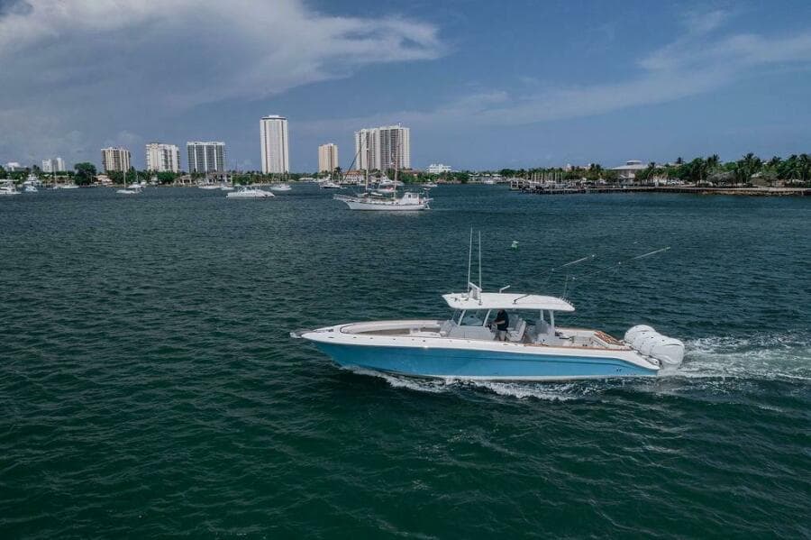 2020 HCB 42 Siesta