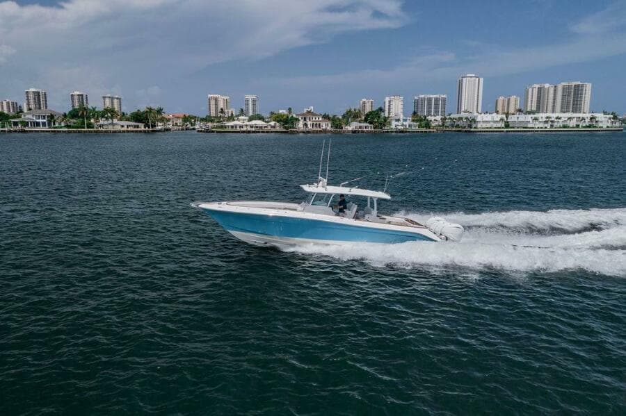 2020 HCB 42 Siesta