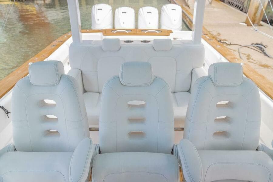 2020 HCB 42 Siesta
