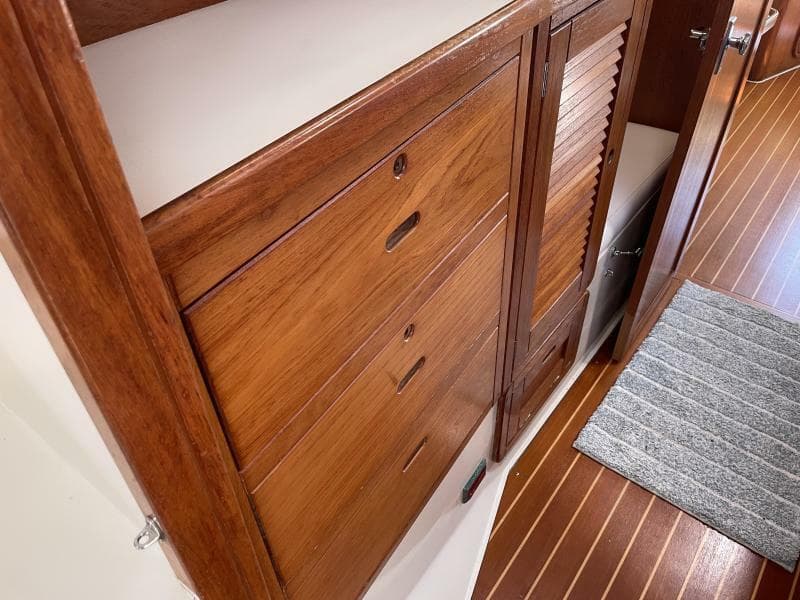 Catalina 42