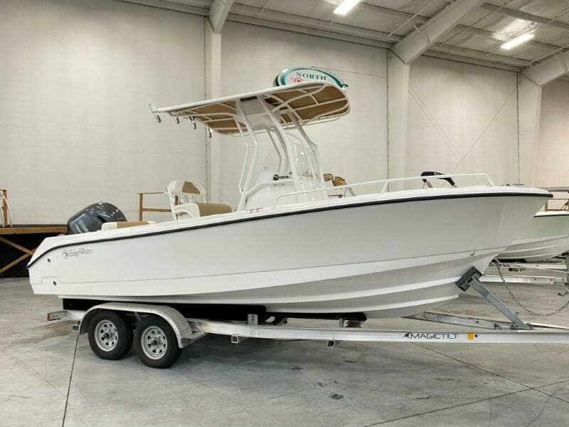 2025 Edgewater 208CC