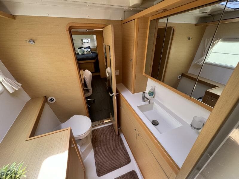 2016 Lagoon 400 S2