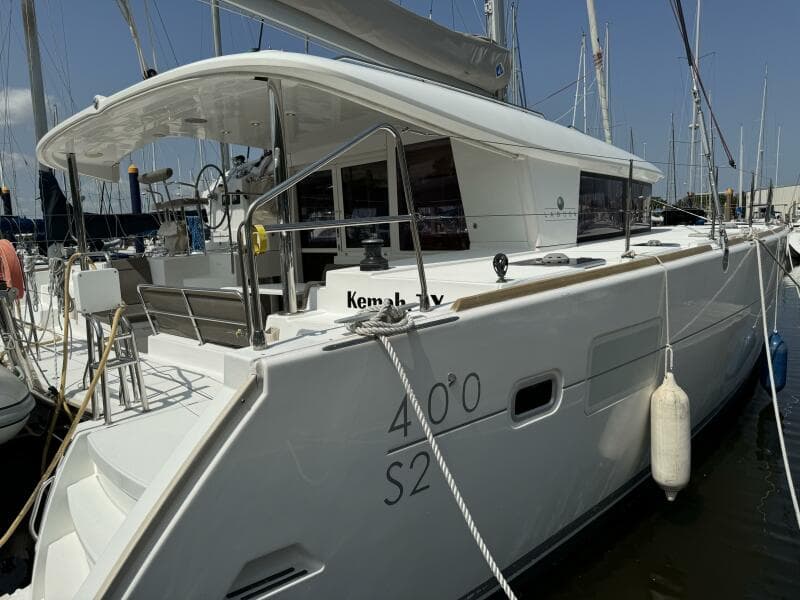 2016 Lagoon 400 S2