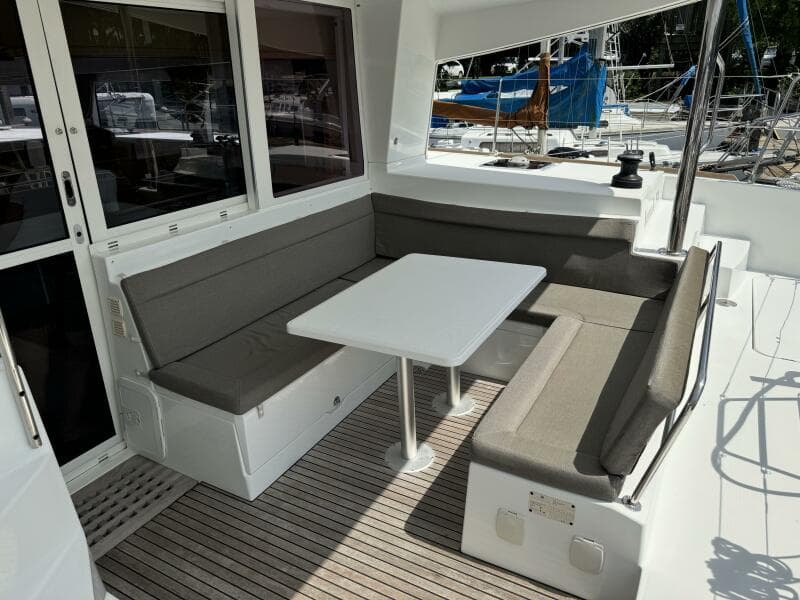 2016 Lagoon 400 S2