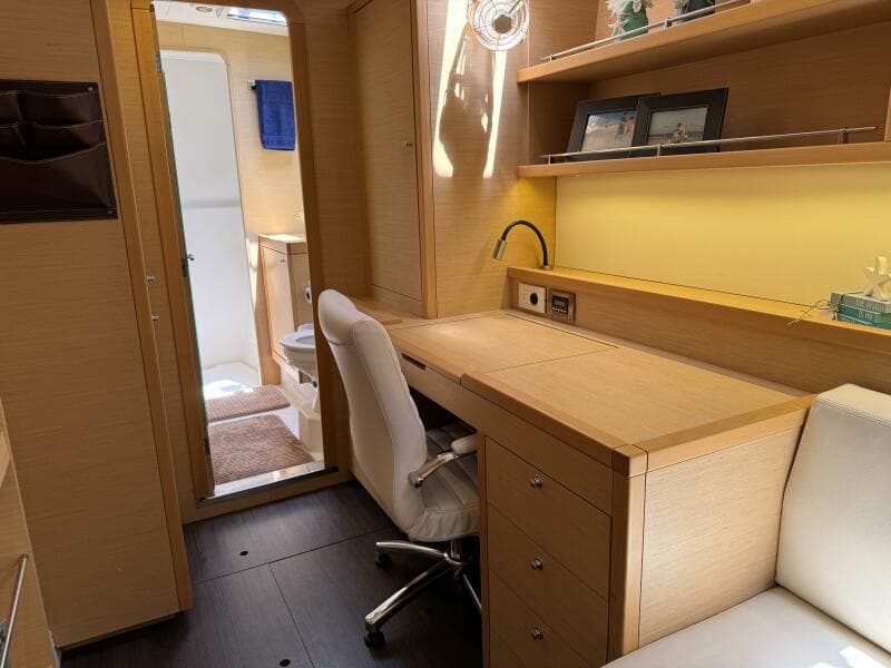 2016 Lagoon 400 S2