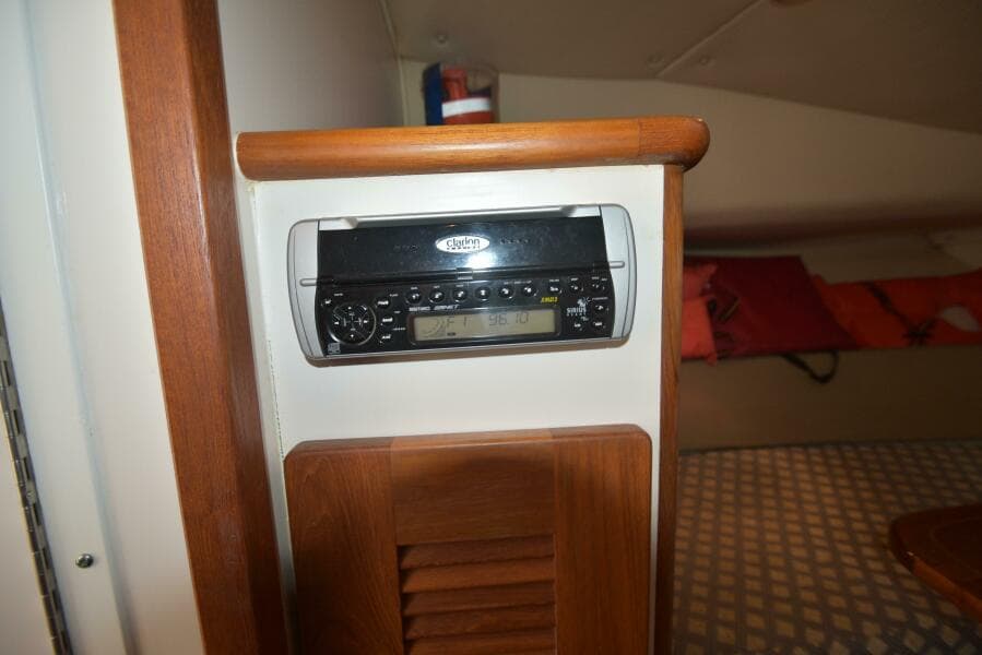 2005 Pursuit 3070 Offshore Express