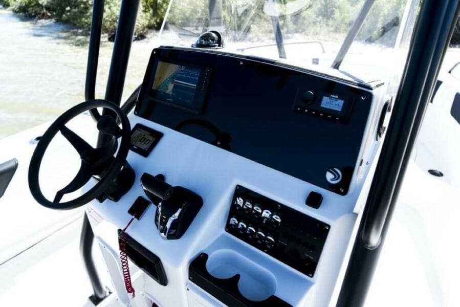 2025 Edgewater 208CC