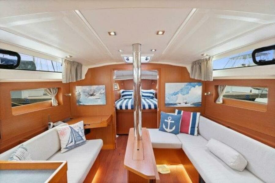 2018 Beneteau 41.1