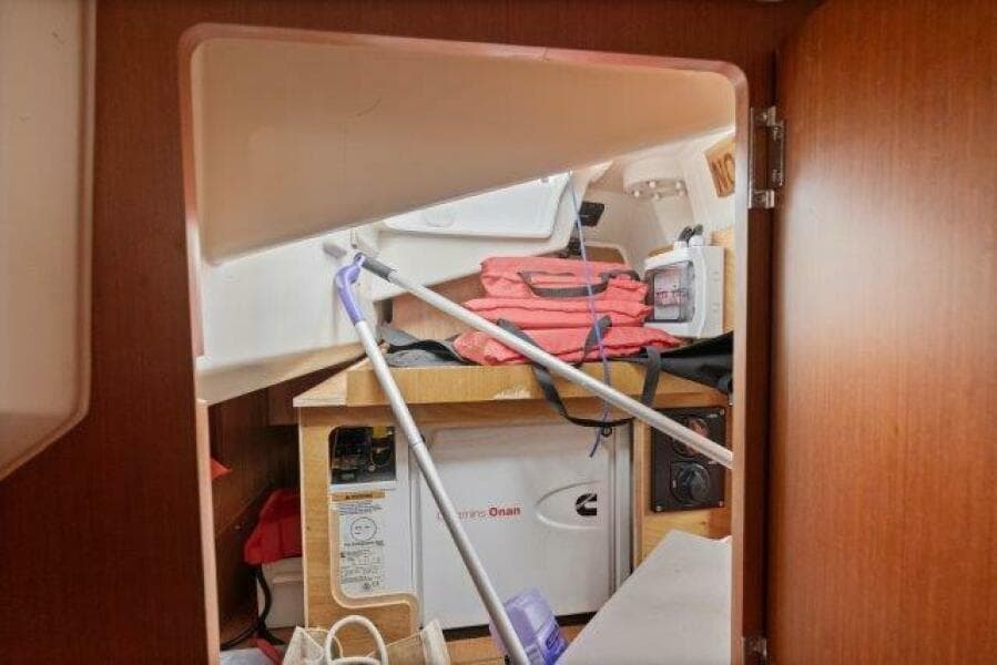 2018 Beneteau 41.1