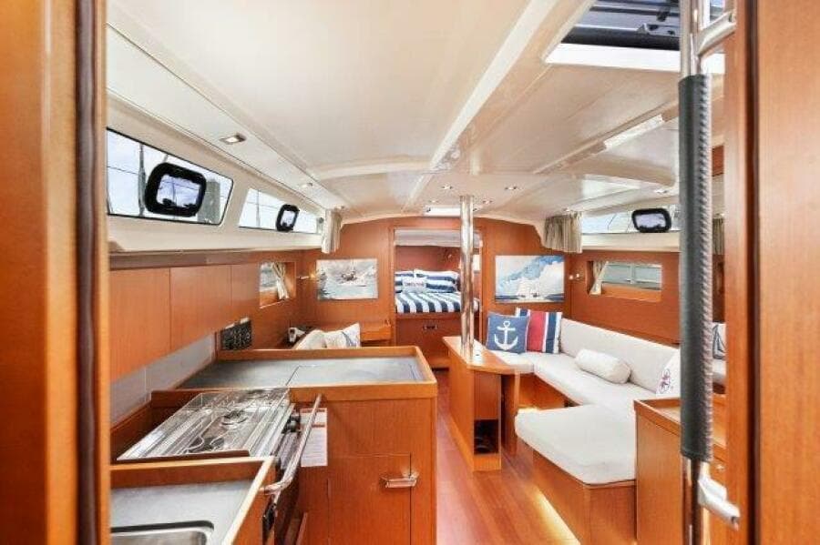 2018 Beneteau 41.1