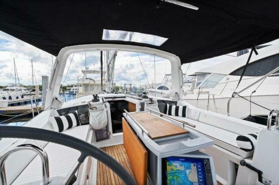 2018 Beneteau 41.1