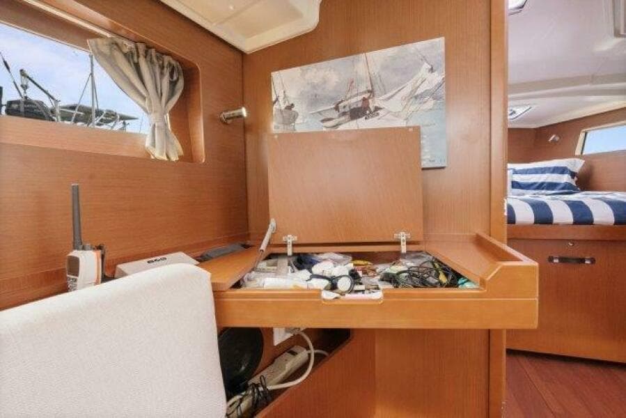 2018 Beneteau 41.1