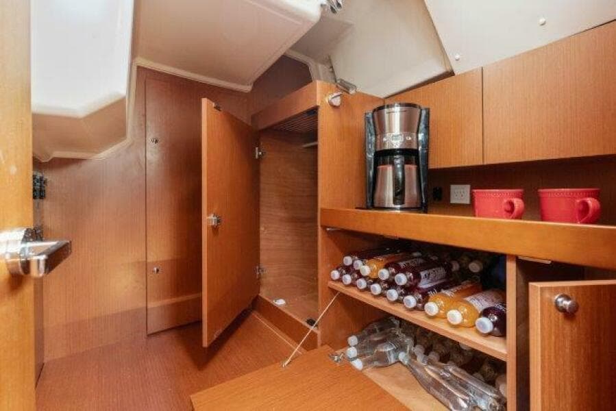 2018 Beneteau 41.1