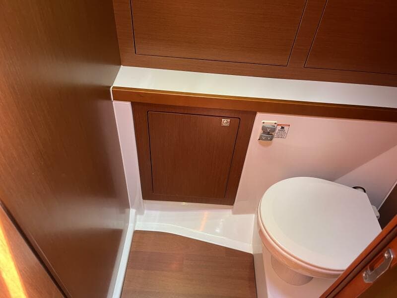 Beneteau Oceanis 48