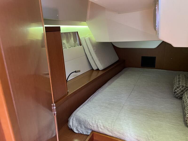 Beneteau Oceanis 48
