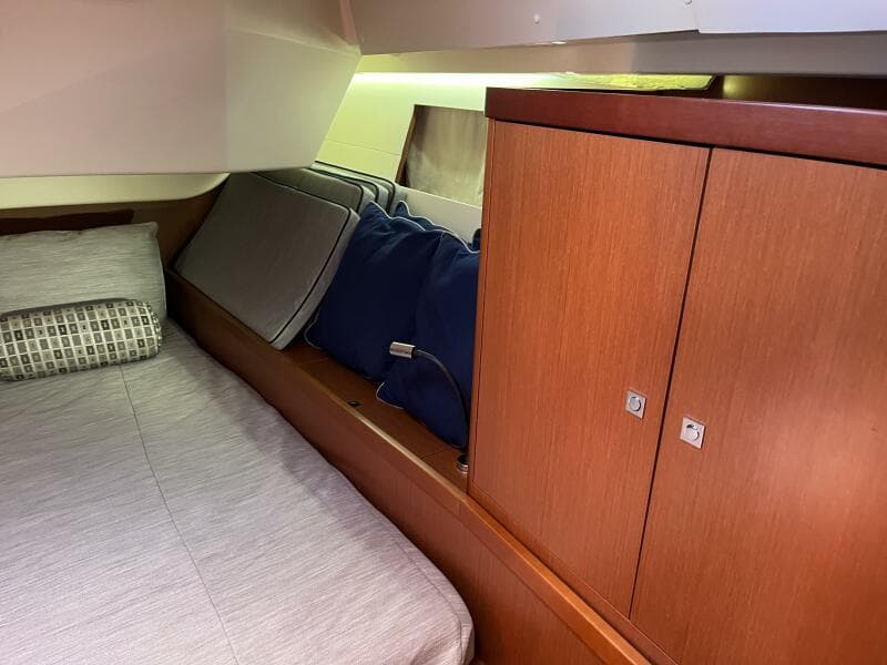 Beneteau Oceanis 48