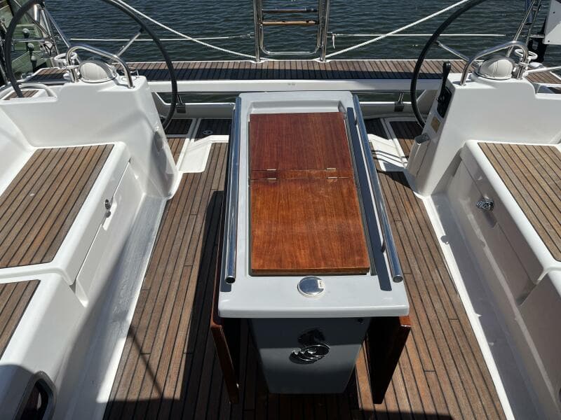 Beneteau Oceanis 48
