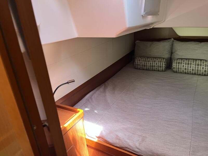 Beneteau Oceanis 48