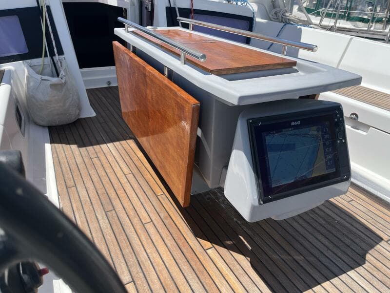 Beneteau Oceanis 48