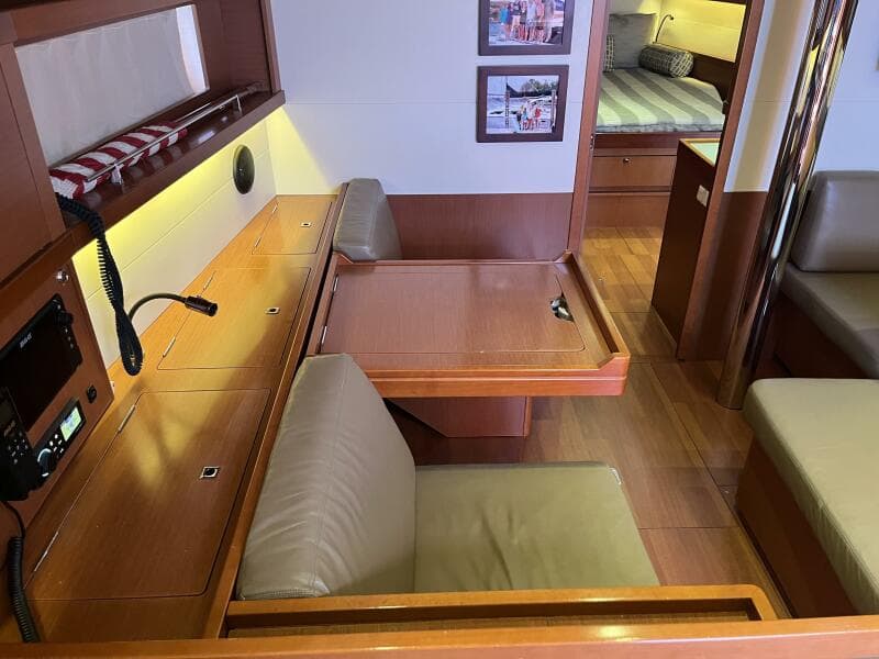 Beneteau Oceanis 48