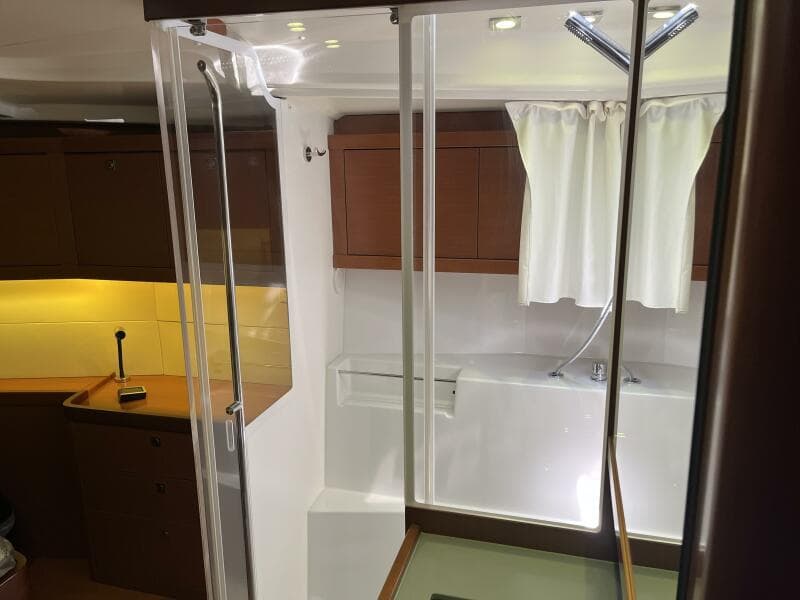 Beneteau Oceanis 48