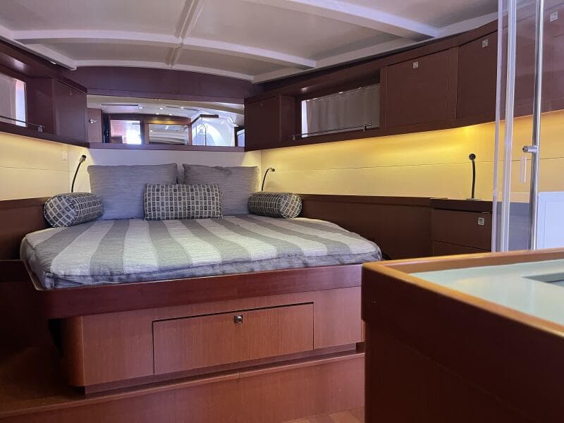 Beneteau Oceanis 48