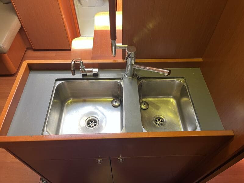 Beneteau Oceanis 48