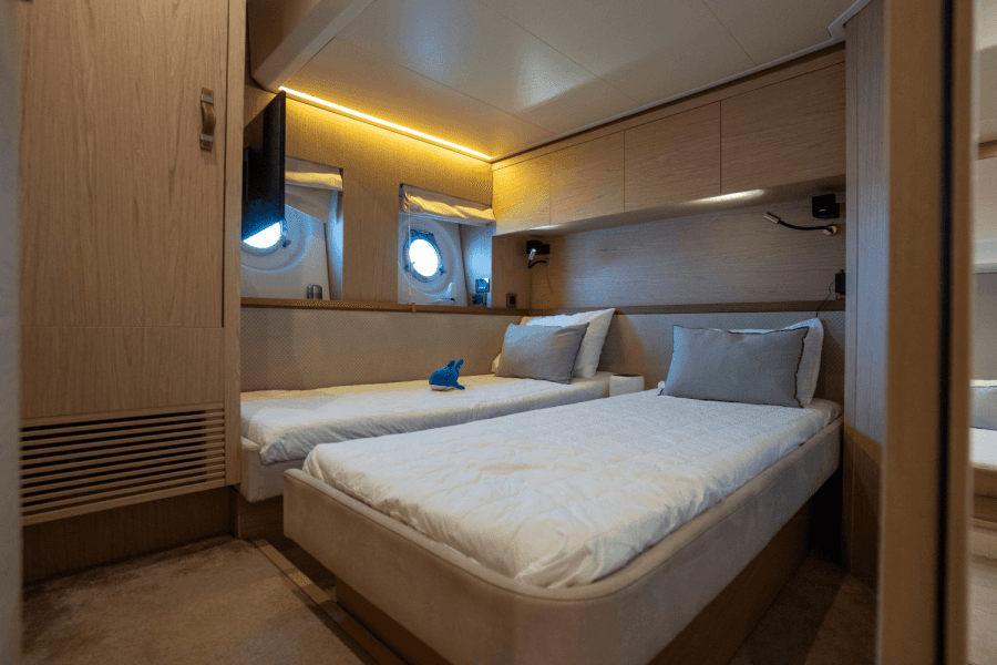2019 Monte Carlo Yachts MC6