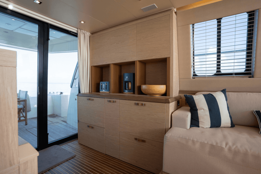 2019 Monte Carlo Yachts MC6