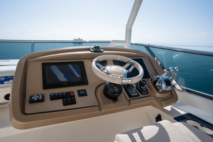 2019 Monte Carlo Yachts MC6