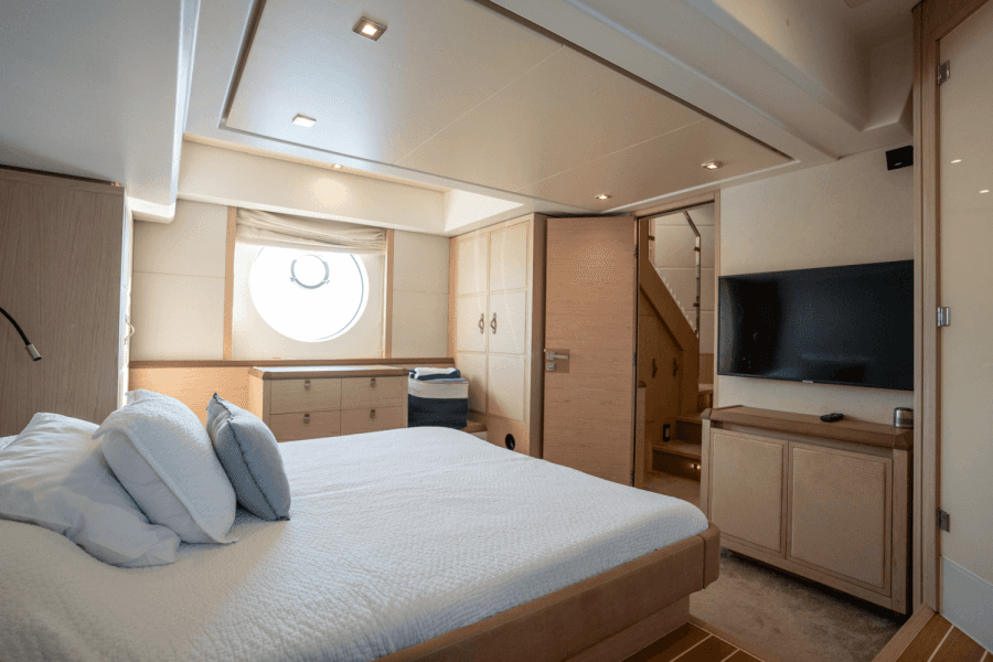 2019 Monte Carlo Yachts MC6