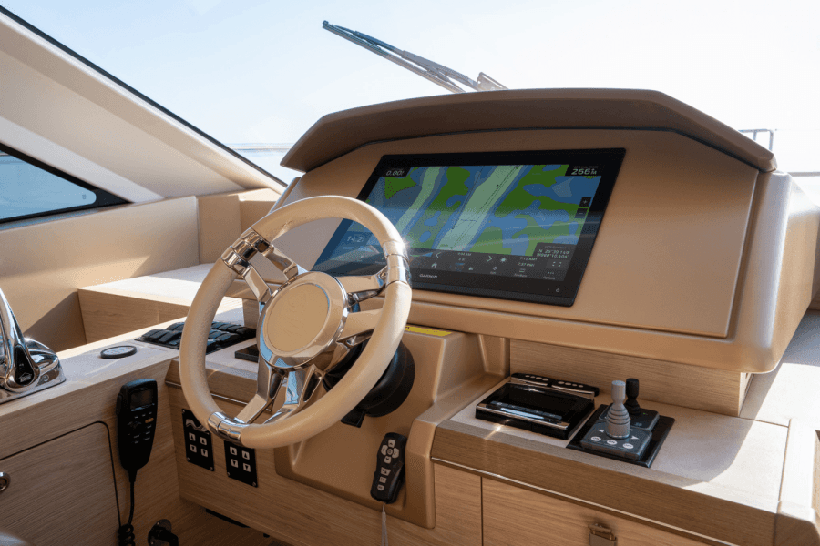 2019 Monte Carlo Yachts MC6