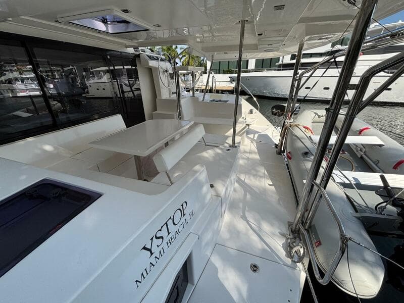 2019-leopard-40-sail-9726073-20250325073404792-1_XLARGE.jpg