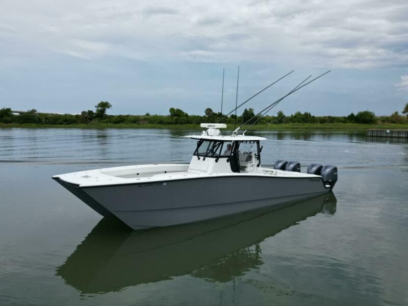 2017 Freeman 37 VH