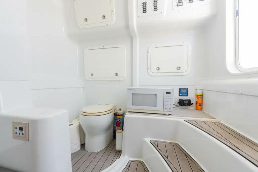 2019 Yellowfin 42 Center Console
