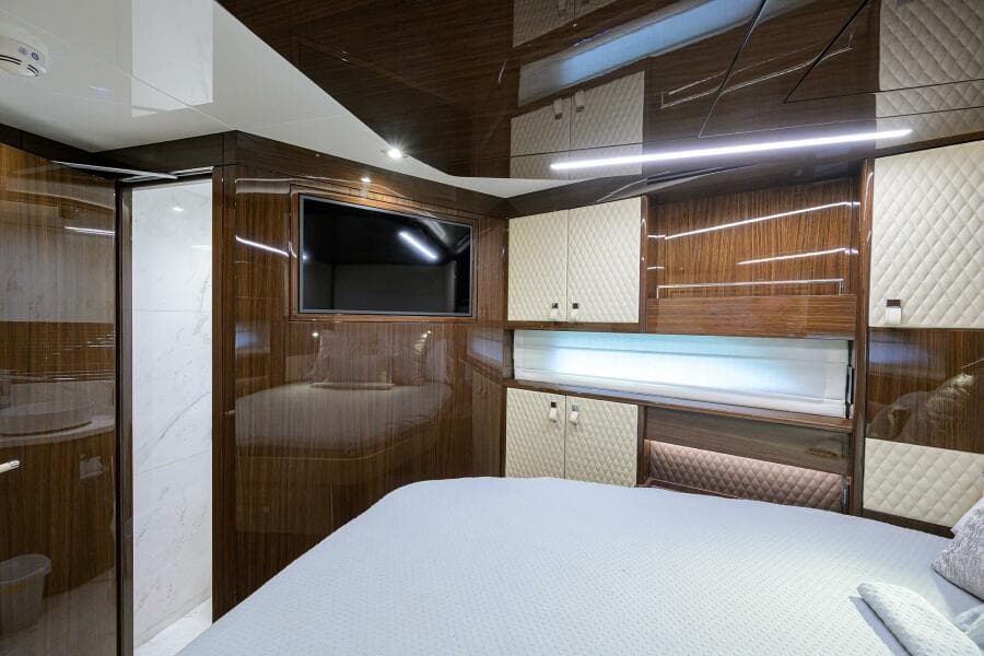 Forward VIP Stateroom